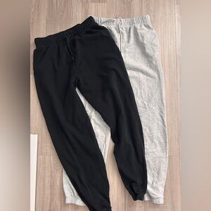 Aeropostale Black and Gray Jogger Sweatpants Bundle